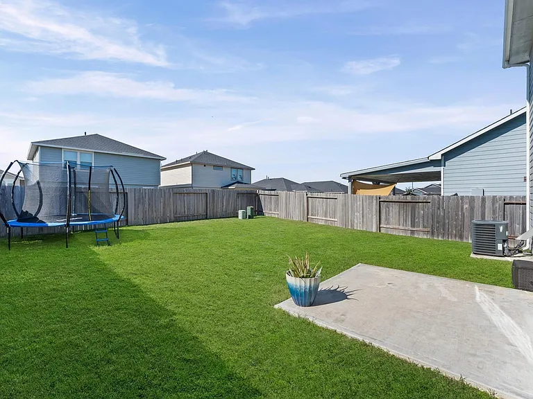 5343 Marisol Cove Dr — Photo 25