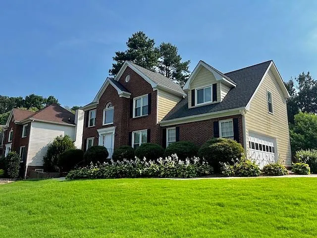 930 Cedar Bluff Trl SW — Photo 1