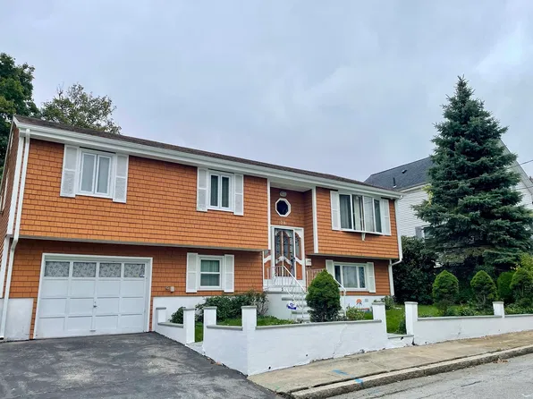 28 Lewis St, Fall River, MA 02724