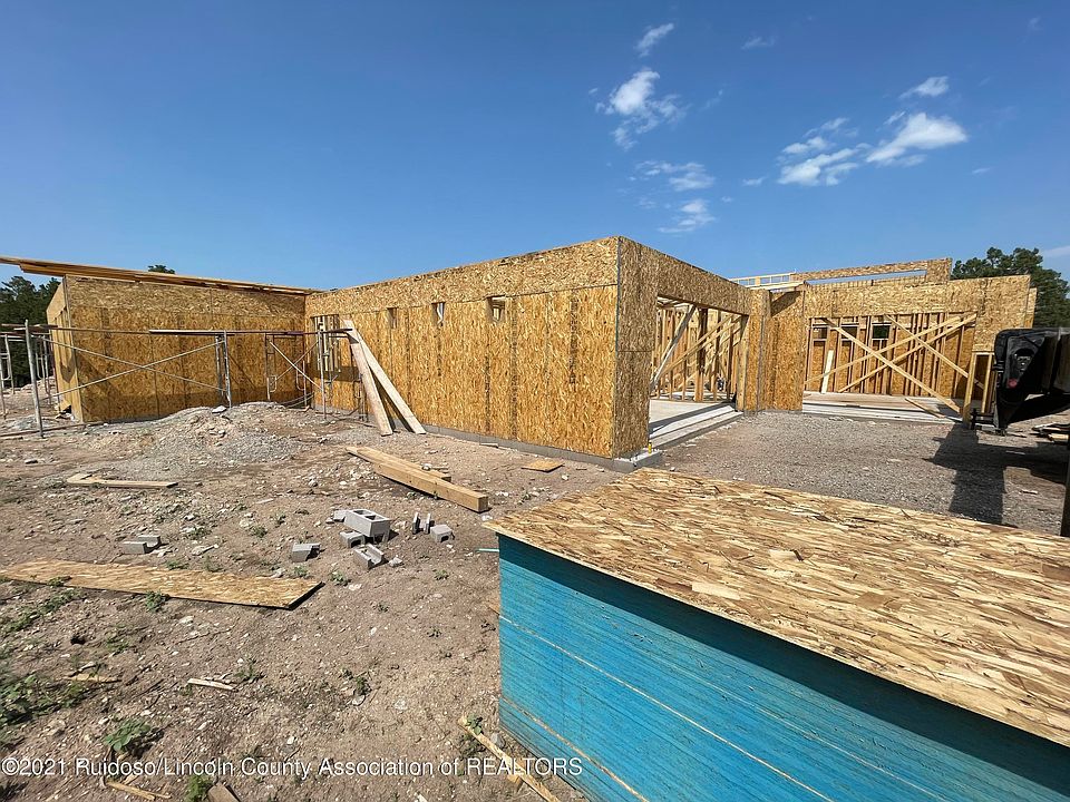 2nd image of 243 Eagle Ridge Rd
