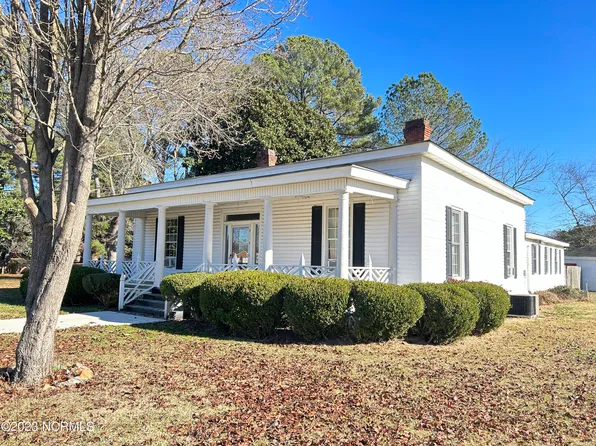 207 Bay Street, Hobgood, NC 27843