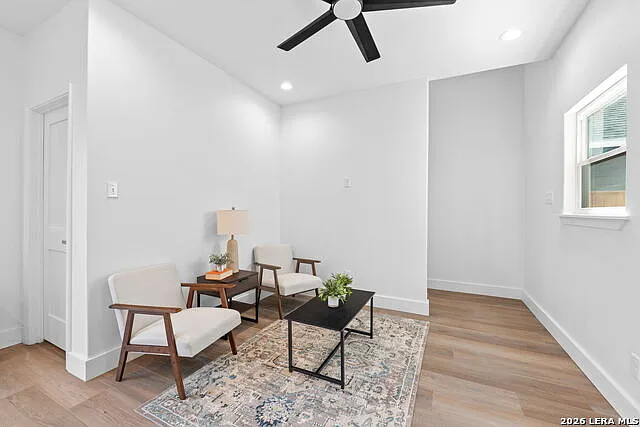 117 Carle Ave — Photo 31