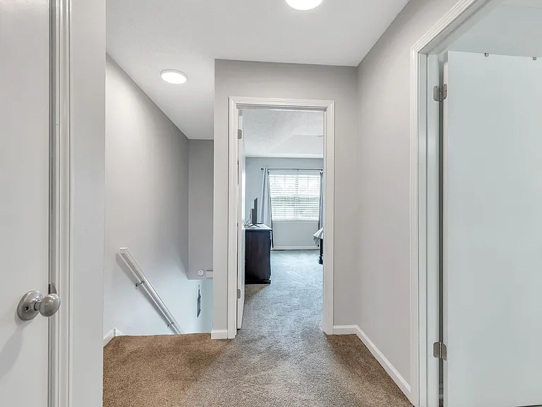 611 Doane Dr #A — Photo 22
