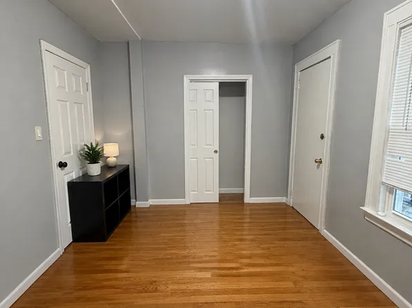 (undisclosed Address), Saint Albans, NY 11412