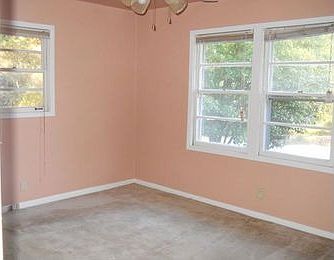 5th image of 1290 Janice Ln NW