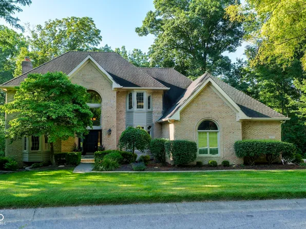 11217 Woods Bay Ln, Indianapolis, IN 46236
