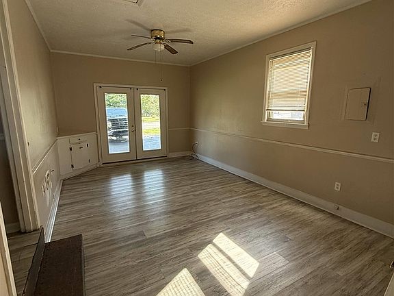 5th image of 116 Meadowbrook Cir