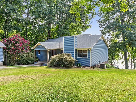 5th image of 224 Lakeview Dr