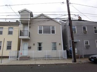 141 Laidlaw Ave, Jersey City, NJ 07306