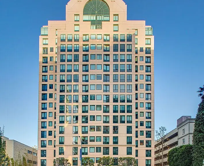 10520 Wilshire Blvd #1004 — Photo 1