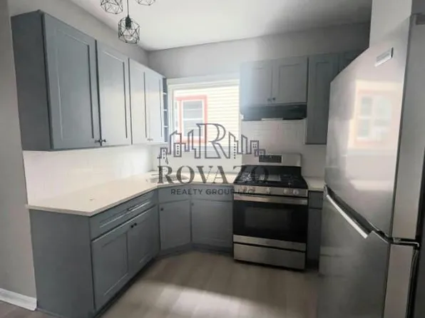 30 Allen St, Irvington, NJ 07111