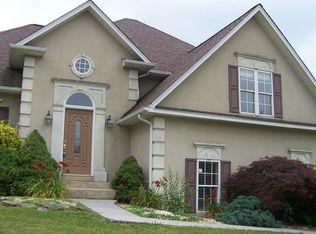 1058 Shadow Wood Ln, Morristown, TN 37814