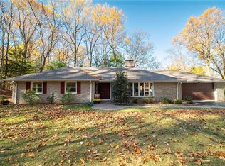 94 Chestnut Hill Rd, Emmaus, PA 18049