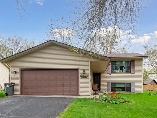 1394 81st St, Victoria, MN 55386
