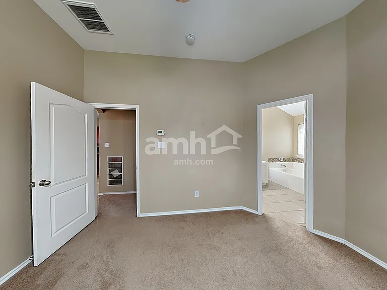 2729 Lone Ranger Trl — Photo 11