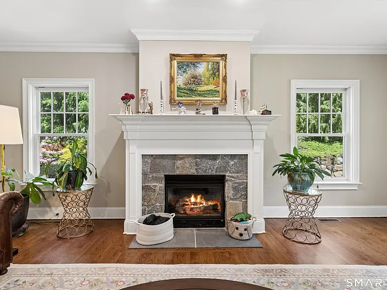 87 Kings Hwy S — Photo 7