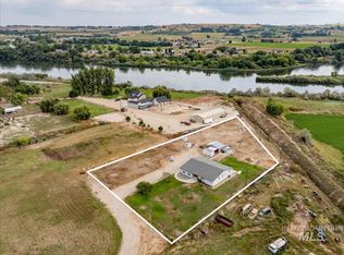 3697 Watson Ln, Homedale, ID 83628