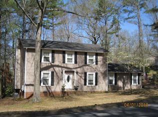 201 Macon Dr SE, Jacksonville, AL 36265