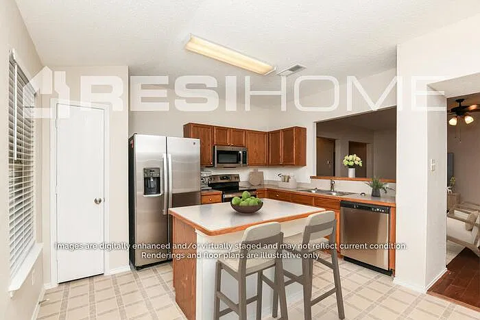 4 bed, 2.0 bath, 1872 sqft, $2,400 — Photo 2