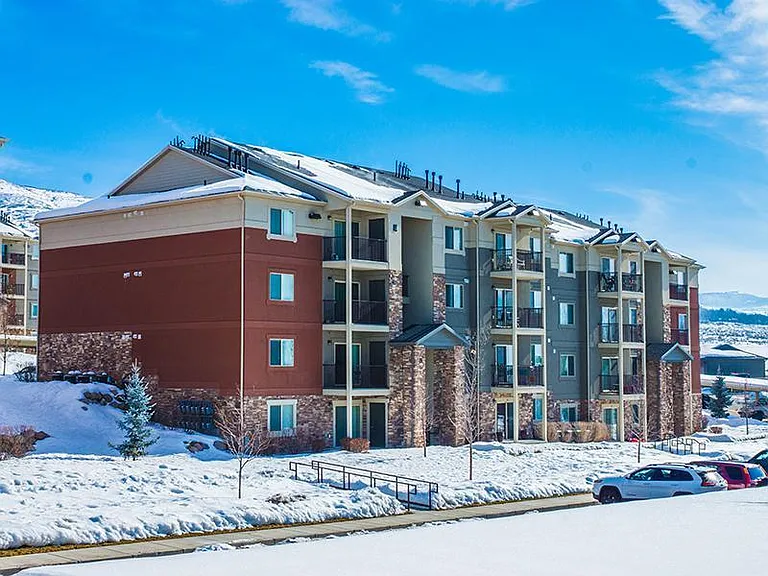 Wasatch Commons — Photo 43
