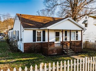 1110 13th Ave, Vienna, WV 26105