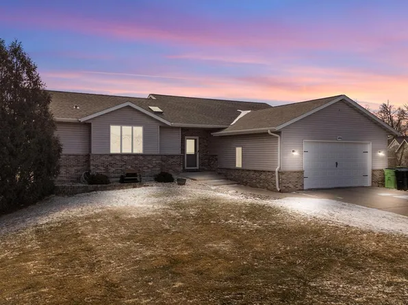 449 Gavin PARKWAY, Kewaskum, WI 53040