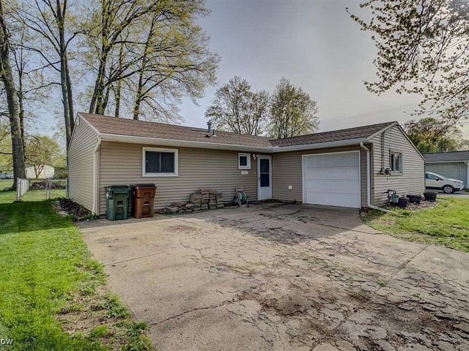 1st image of 42931 Haven Dr