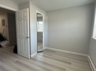 476 Commonwealth Ave APT 8, Boston, MA 02215