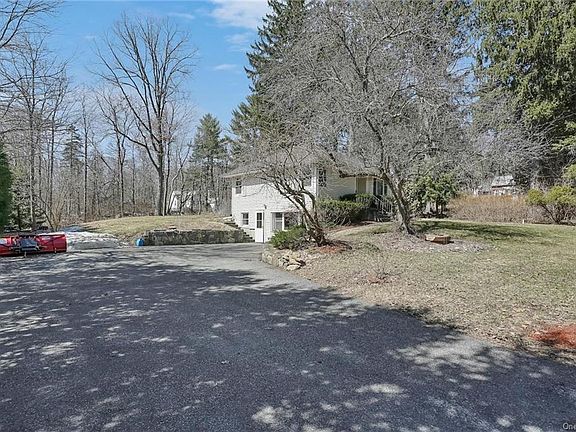 2nd image of 35 Homestead Dr