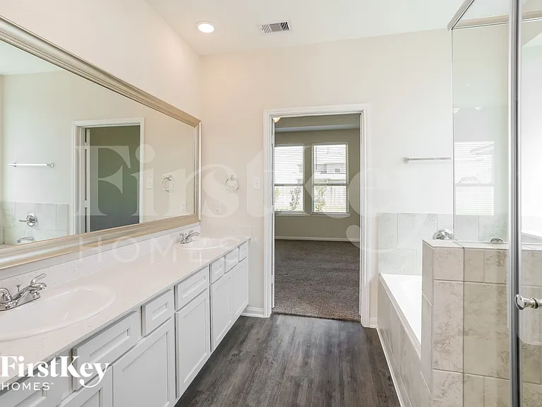 118 White Wing Ln — Photo 8
