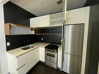 Rented by Tapiro Realty