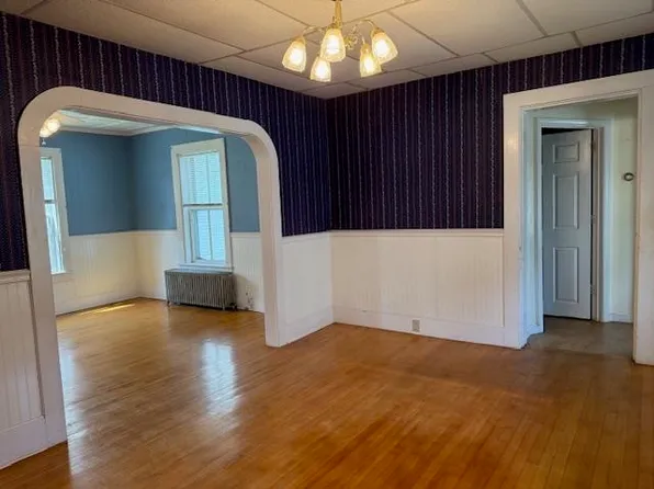 28 Hamilton Place, Richford, VT 05457
