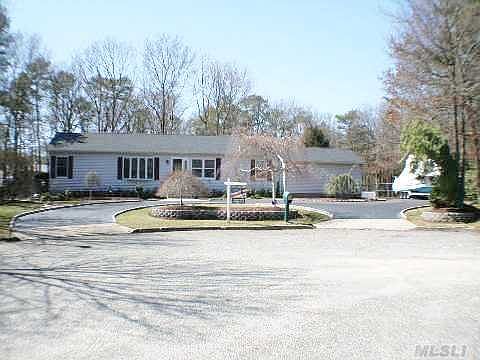 1st image of 2 Ashland Ct