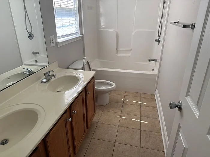 417 Pleasant Ave — Photo 8