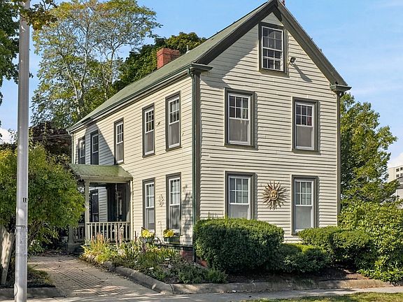 2nd image of 75 Nahant St