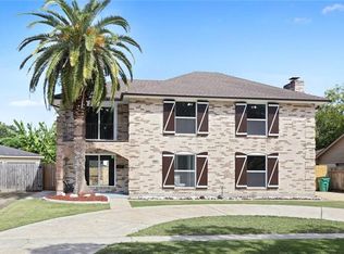 221 Terry Pkwy, Gretna, LA 70056