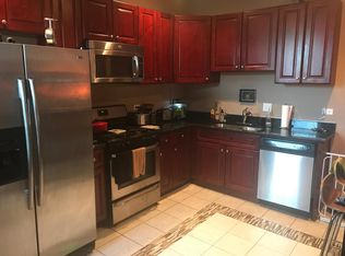 3326 W Hutchinson St, Chicago, IL 60618