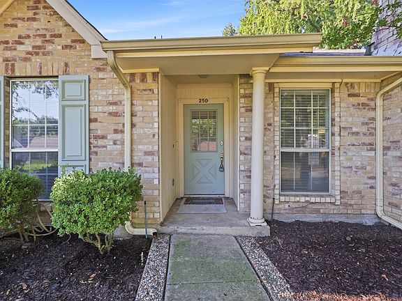 4th image of 250 Creekside Ln