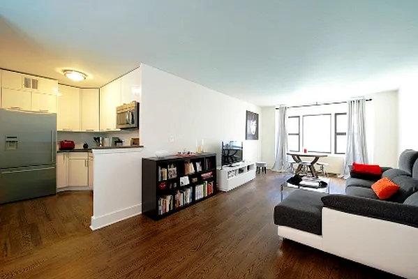 Rented by Town Residential | media 4