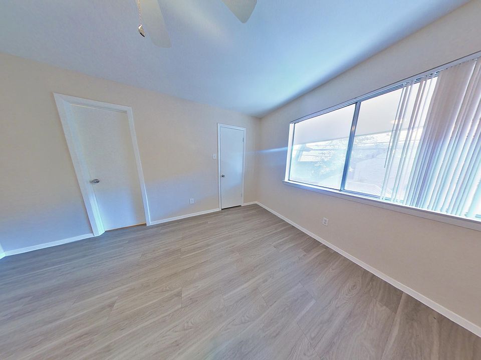 2nd image of 1342 Winding Brook Cir #124