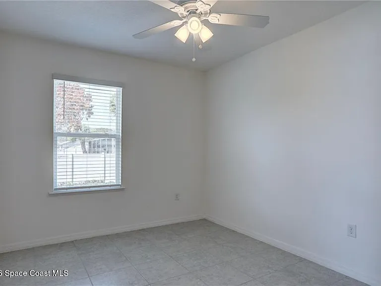 406 Easy St — Photo 32