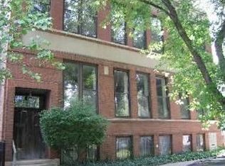 3845 N Ravenswood Ave, Chicago, IL 60613