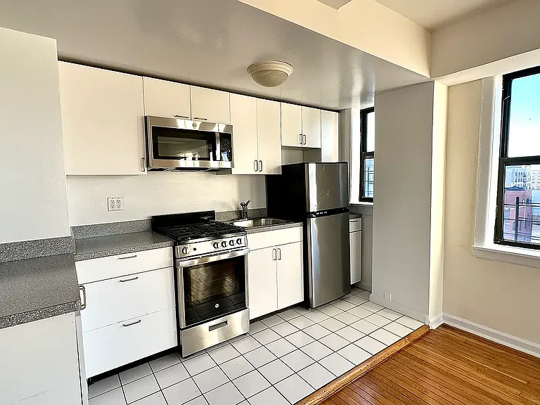 850 Amsterdam Ave #15F — Photo 6