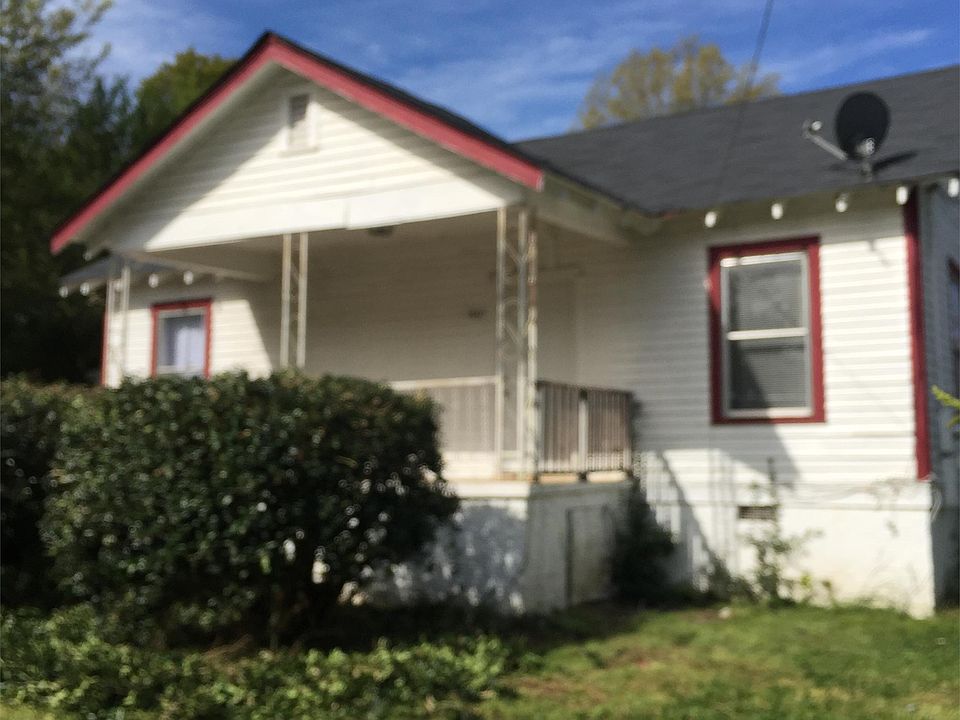 2nd image of 407 Lakeview St