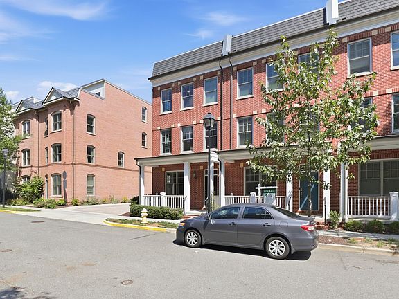2nd image of 917 Parker Gray School Way
