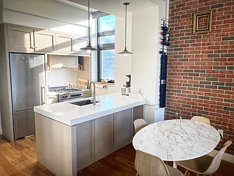 Rented by Nest Seekers International