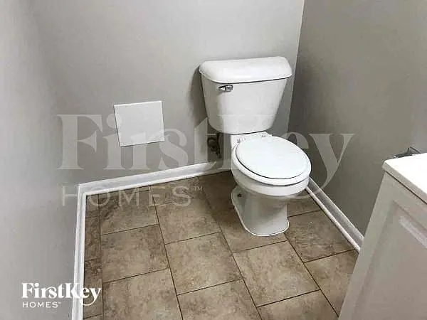 4200 Arlington Dr — Photo 11