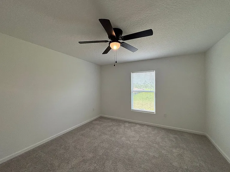 1318 Belle Isle Ln — Photo 18