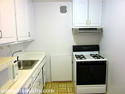 2nd image of 118-17 Union Tpke #19C