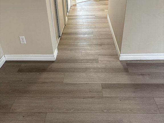 4th image of 20 Austin Dr #1